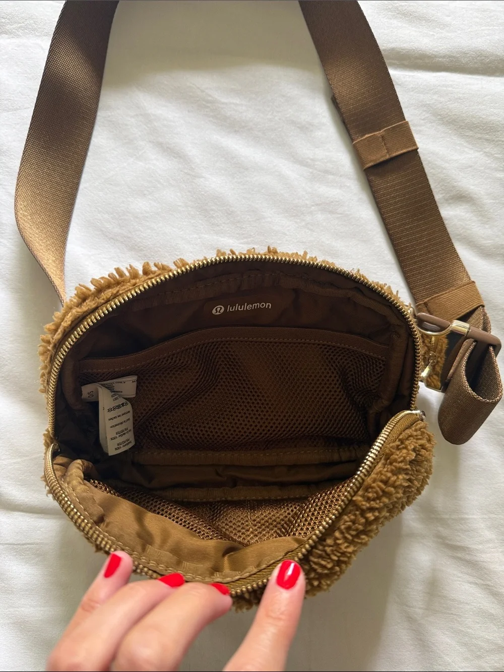 Lululemon Sherpa Belt Bag